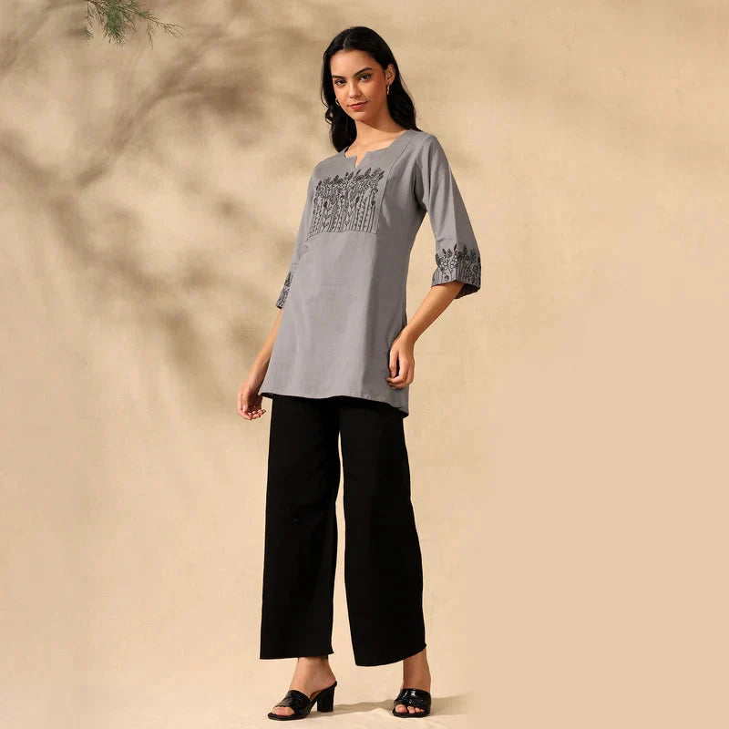 BOTANICAL EMBROIDERED COTTON KURTI FOR WOMEN | PERFECT FEMALE TUNIC FOR EVERYDAY WEAR | GREY Filo Hevis
