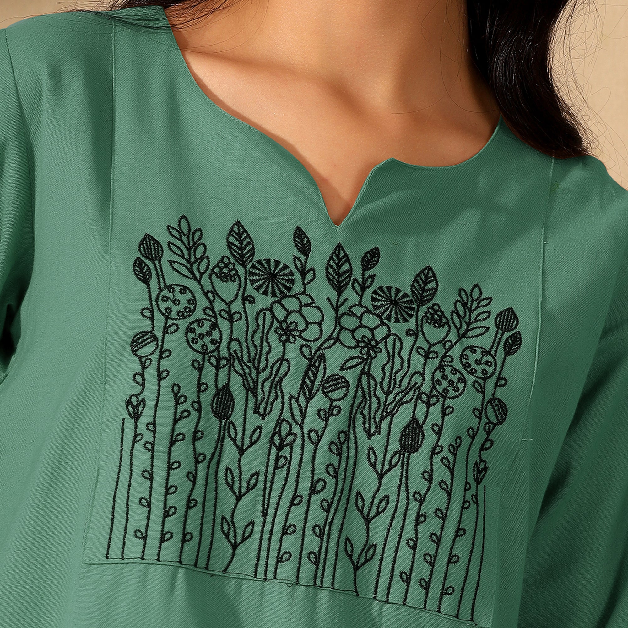 BOTANICAL EMBROIDERED COTTON CORD SET FOR WOMEN | KURTI AND PANTS COORDINATED SET | GREEN