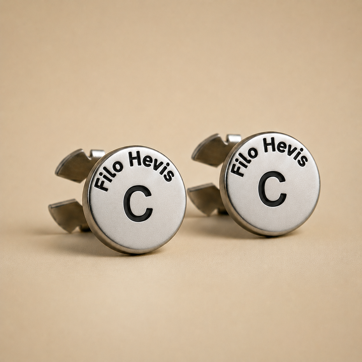 Filohevis Engraved Letter Metal Unisex Cufflinks – C (1 Pair)