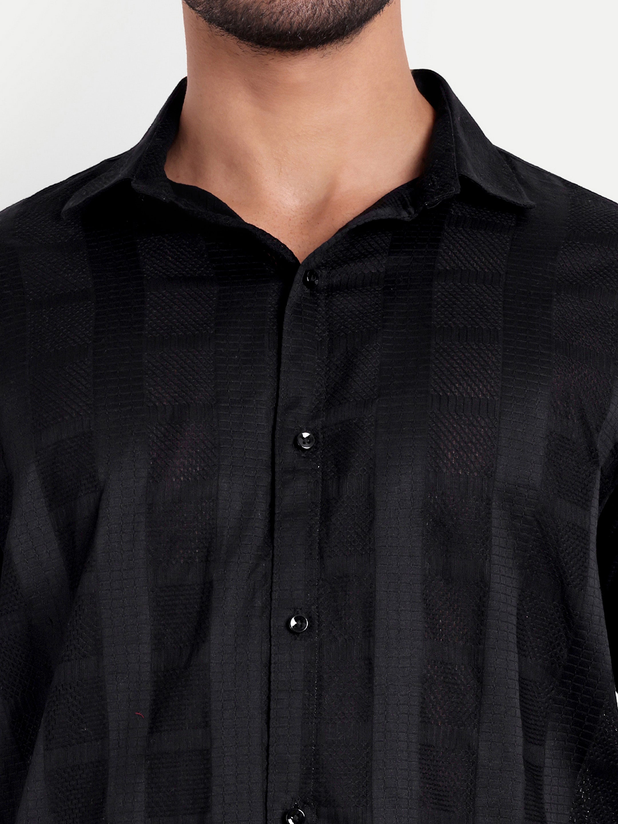 Black Textured Lining Half Shirt